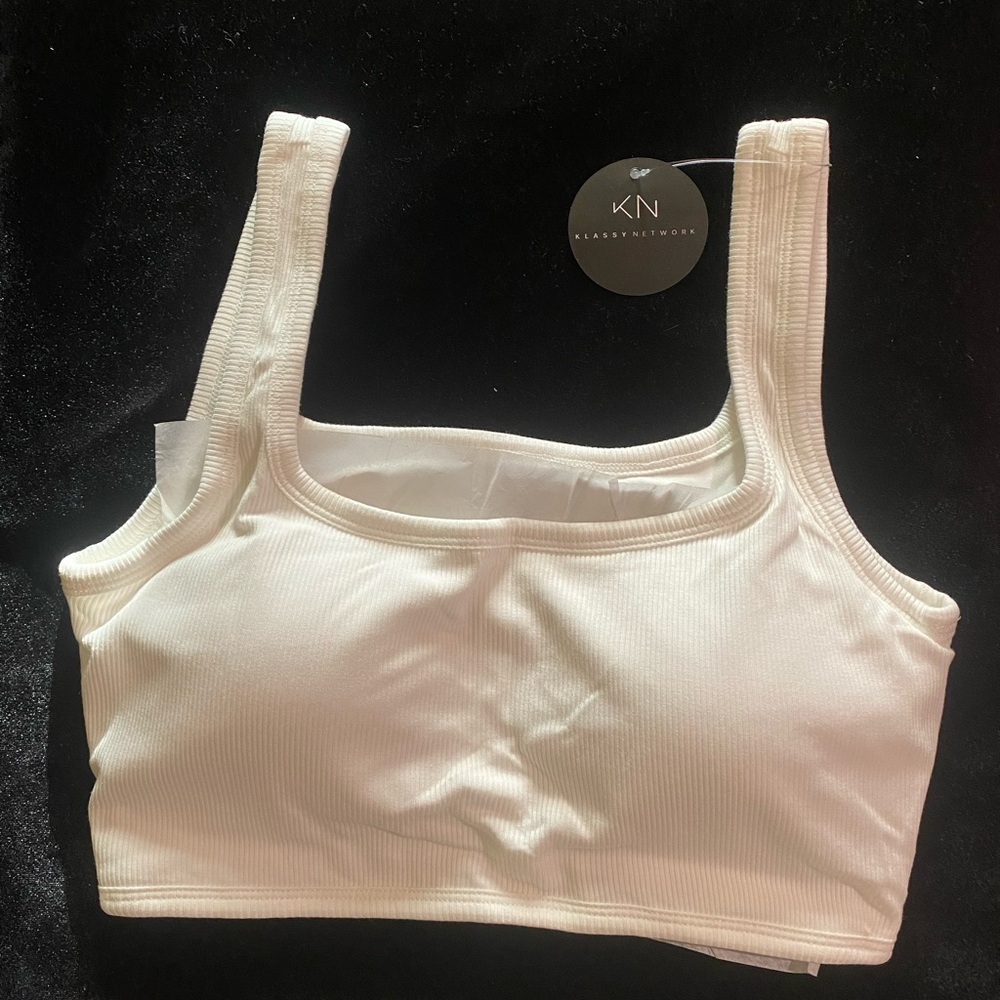 Klassy Network Ribbed crop top